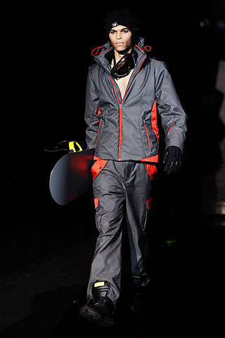 Emporio Armani / - 2010-2011